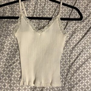 White lace trim cropped cami